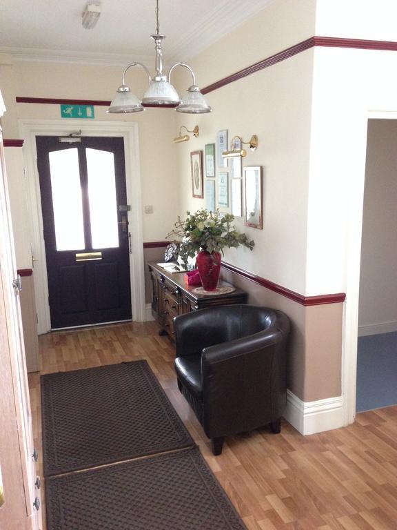 St Aubyn'S Guest House Bridgwater Extérieur photo