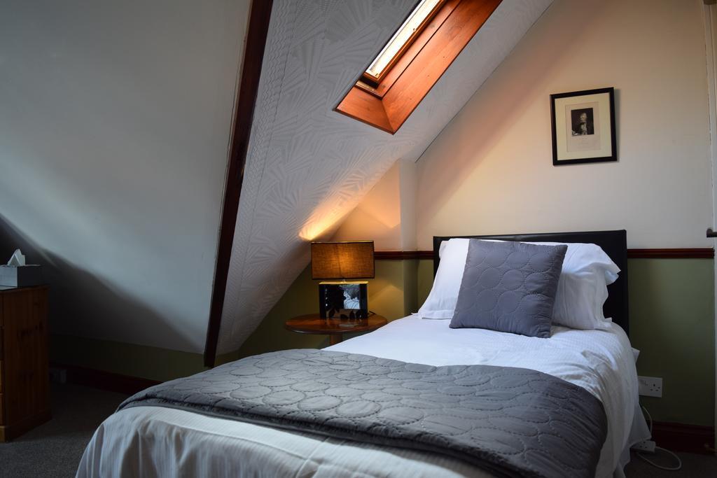 St Aubyn'S Guest House Bridgwater Extérieur photo
