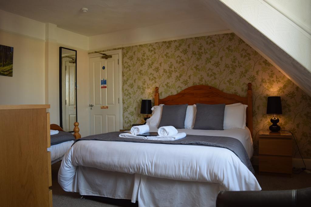 St Aubyn'S Guest House Bridgwater Extérieur photo